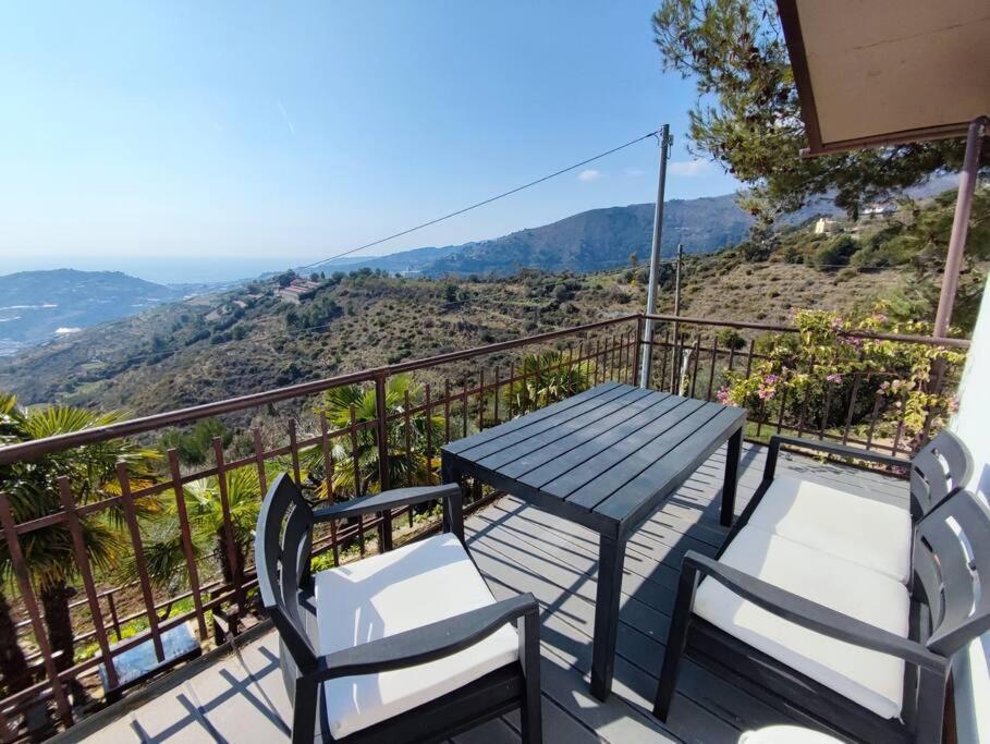 Detached House With Garden And Sea View Guest House Sanremo Exterior photo